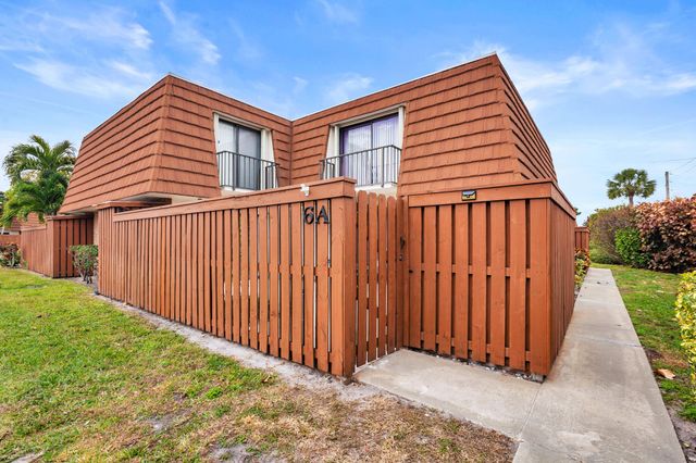 3900 County Line Road 6a, Tequesta, FL 33469