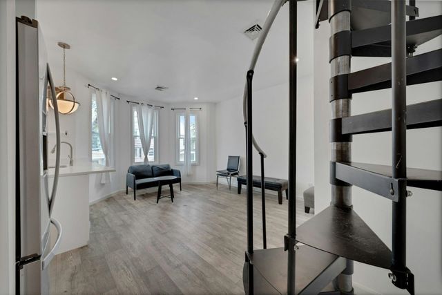 91 LEXINGTON AVE, Jc, West Bergen, NJ 07304