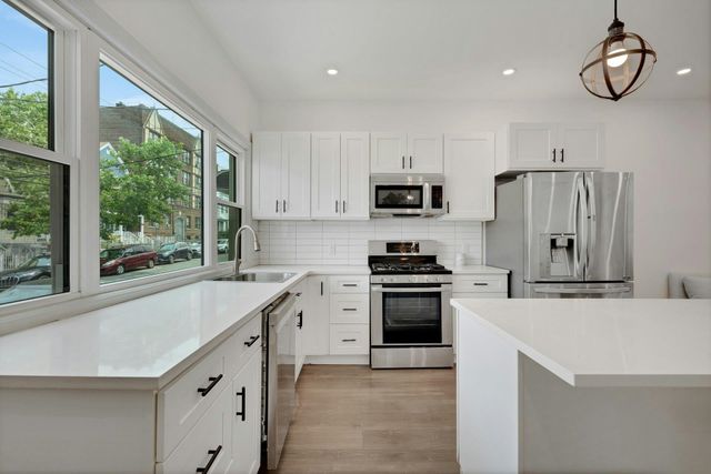 91 LEXINGTON AVE, Jc, West Bergen, NJ 07304