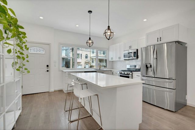 91 LEXINGTON AVE, Jc, West Bergen, NJ 07304