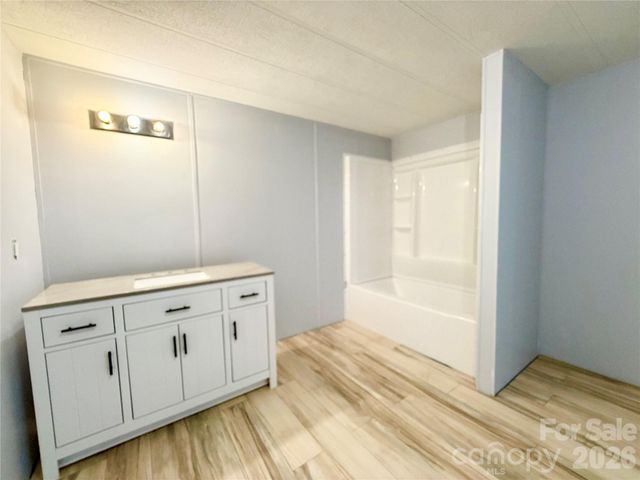 438 Hall Spencer Road, Catawba, SC 29704