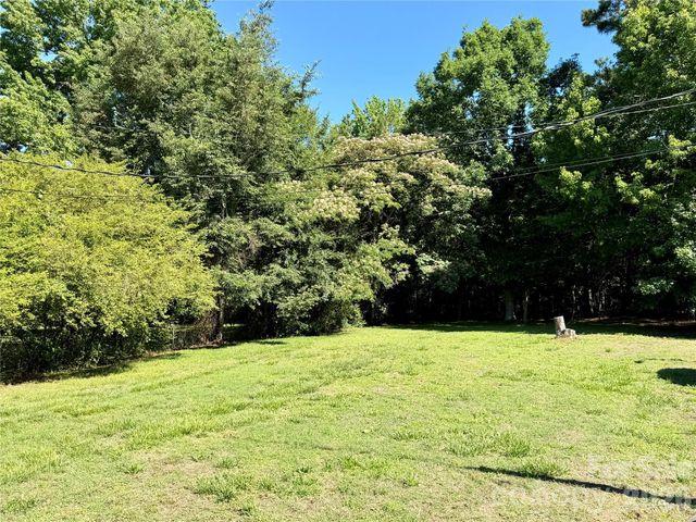 438 Hall Spencer Road, Catawba, SC 29704