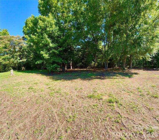 438 Hall Spencer Road, Catawba, SC 29704