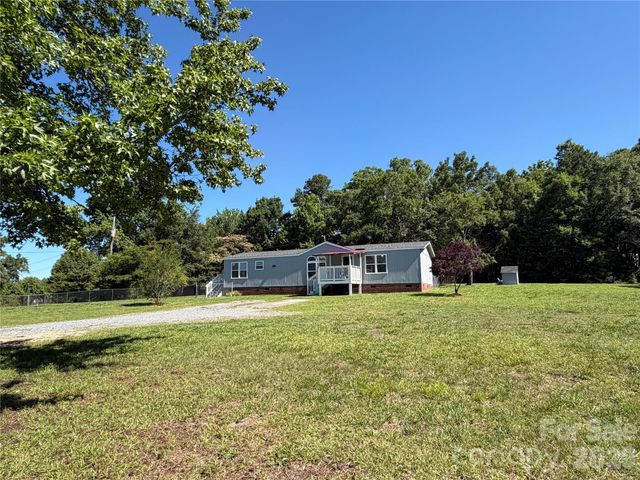 438 Hall Spencer Road, Catawba, SC 29704