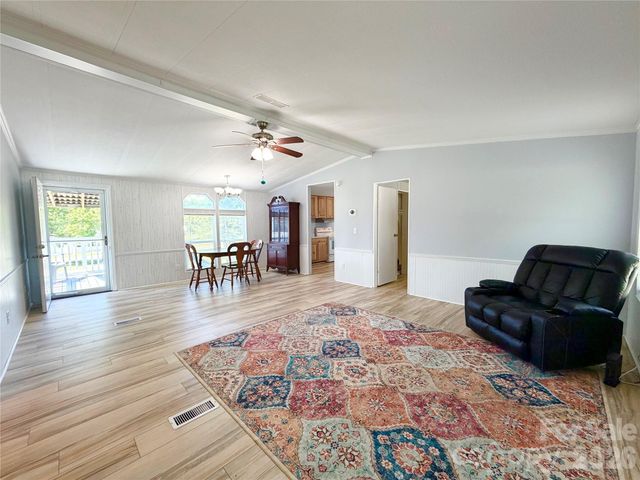 438 Hall Spencer Road, Catawba, SC 29704