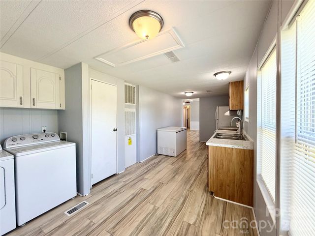 438 Hall Spencer Road, Catawba, SC 29704