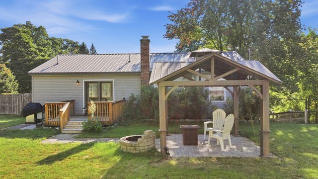 200 Wilbraham Rd, Monson, MA 01057