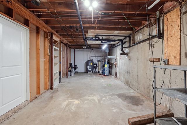 200 Wilbraham Rd, Monson, MA 01057