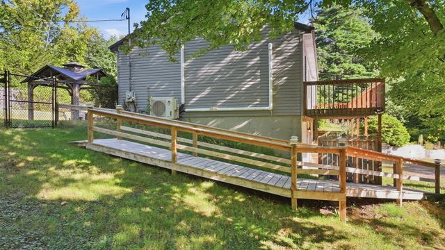 200 Wilbraham Rd, Monson, MA 01057