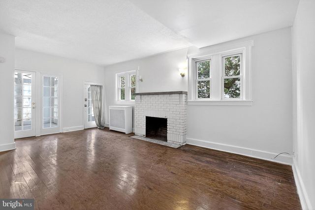 412 W MAPLE AVE, Merchantville, NJ 08109