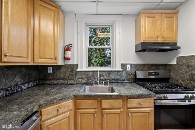 412 W MAPLE AVE, Merchantville, NJ 08109