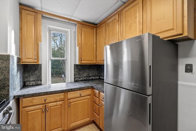 412 W MAPLE AVE, Merchantville, NJ 08109