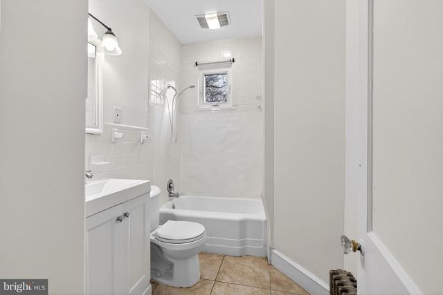 412 W MAPLE AVE, Merchantville, NJ 08109