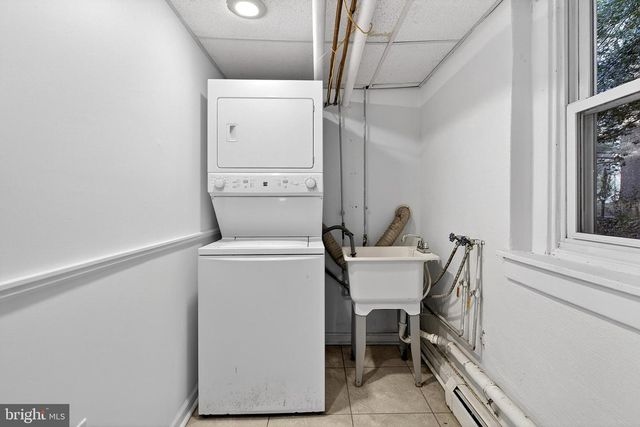 412 W MAPLE AVE, Merchantville, NJ 08109