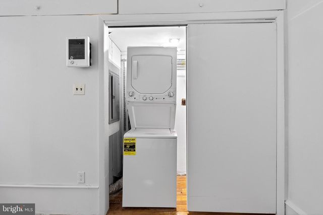 412 W MAPLE AVE, Merchantville, NJ 08109