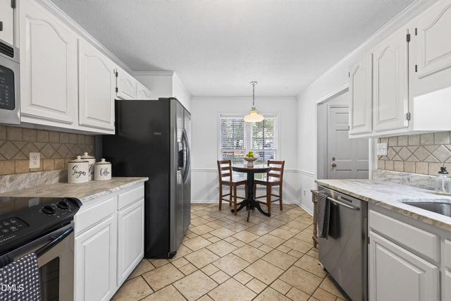 118 Greenmont Lane, Cary, NC 27511