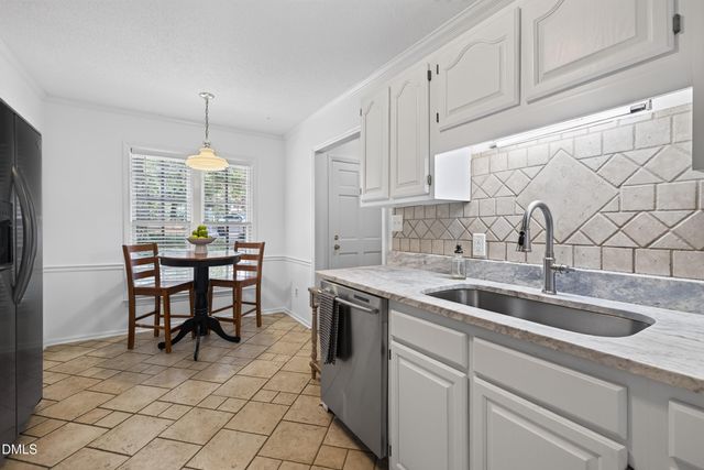 118 Greenmont Lane, Cary, NC 27511