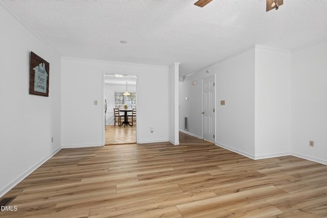 118 Greenmont Lane, Cary, NC 27511