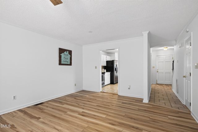 118 Greenmont Lane, Cary, NC 27511