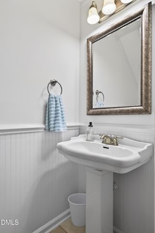 118 Greenmont Lane, Cary, NC 27511