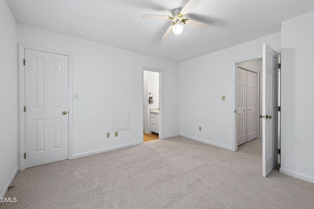 118 Greenmont Lane, Cary, NC 27511