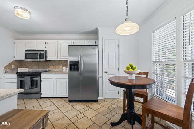 118 Greenmont Lane, Cary, NC 27511