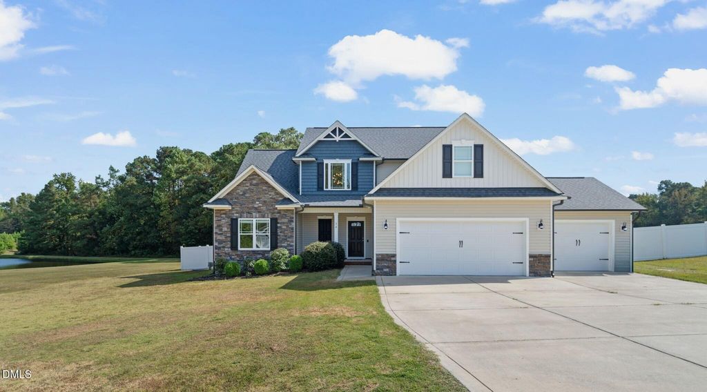 36 Shady Oaks Drive, Benson, NC 27504