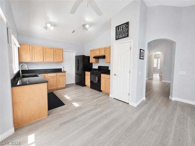 4400 Cobblehill Way, North Las Vegas, NV 89032
