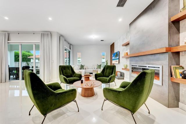 21205 Ingraham Ave Road, Cutler Bay, FL 33189