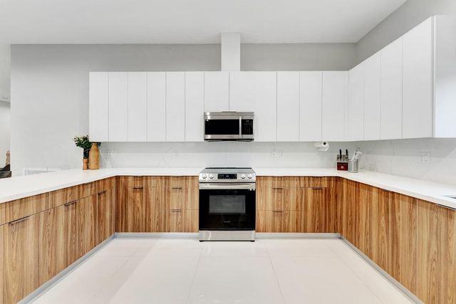 21205 Ingraham Ave Road, Cutler Bay, FL 33189