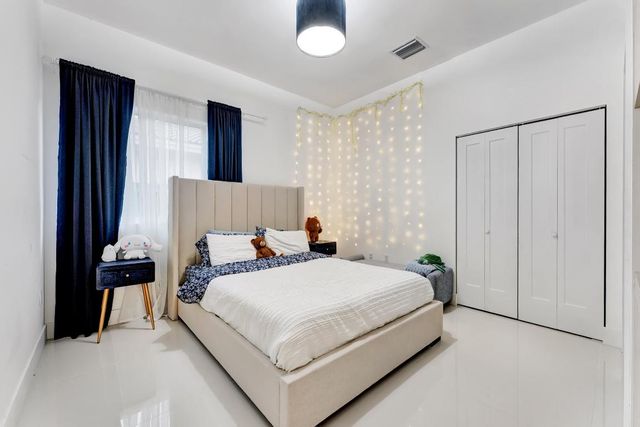 21205 Ingraham Ave Road, Cutler Bay, FL 33189