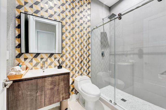 21205 Ingraham Ave Road, Cutler Bay, FL 33189