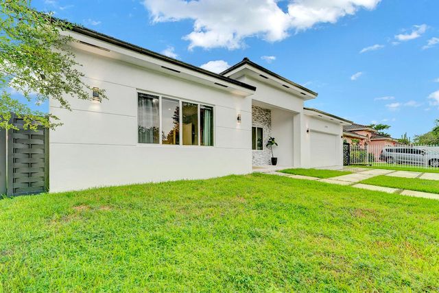 21205 Ingraham Ave Road, Cutler Bay, FL 33189