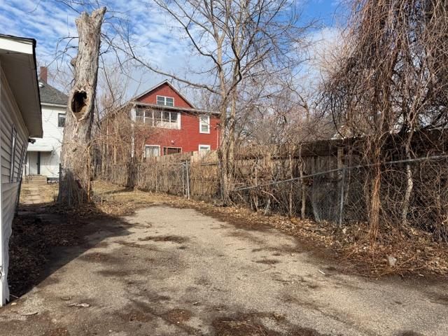 1322 Fremont Avenue N, Minneapolis, MN 55411