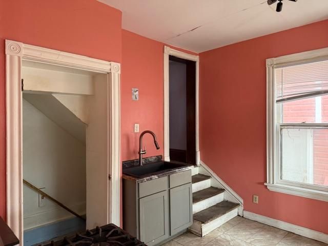 1322 Fremont Avenue N, Minneapolis, MN 55411