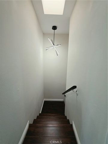 10236 Zelzah 6, Northridge, CA 91325
