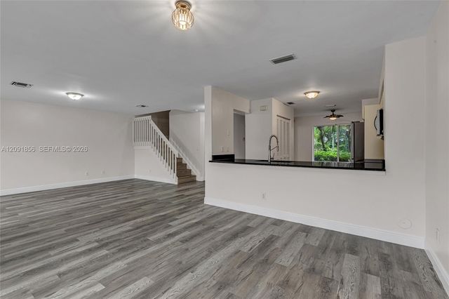 1724 SW 110th Terrace, Davie, FL 33324