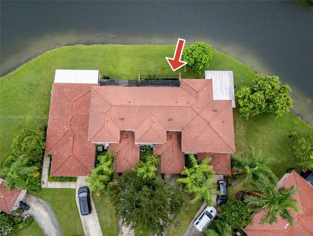 1724 SW 110th Terrace, Davie, FL 33324