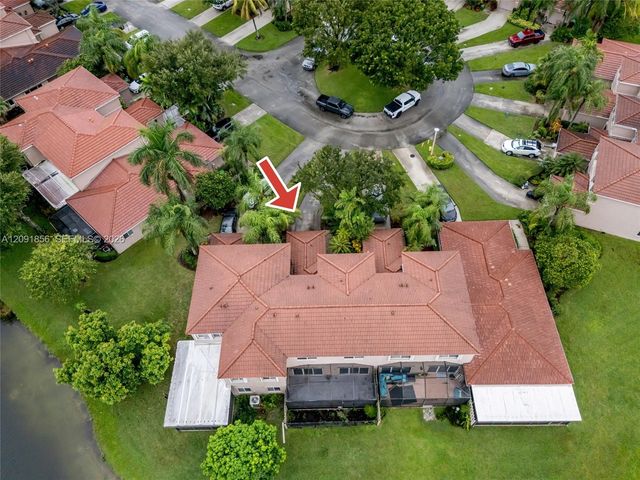 1724 SW 110th Terrace, Davie, FL 33324