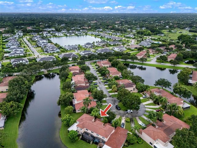 1724 SW 110th Terrace, Davie, FL 33324