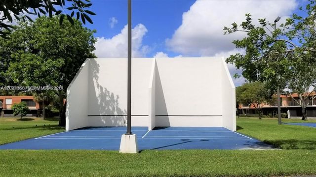 1724 SW 110th Terrace, Davie, FL 33324
