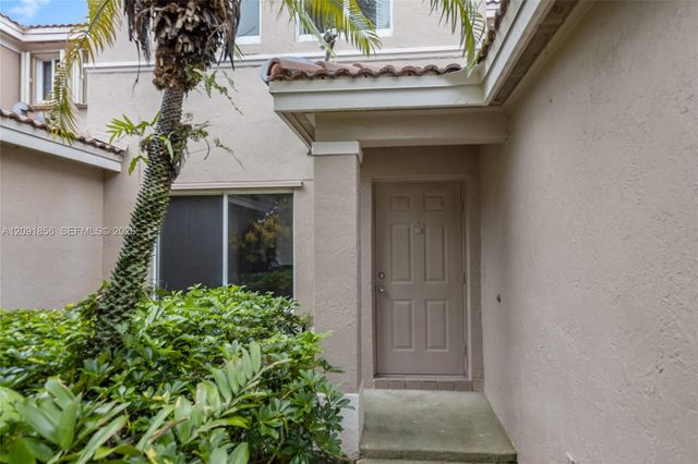 1724 SW 110th Terrace, Davie, FL 33324