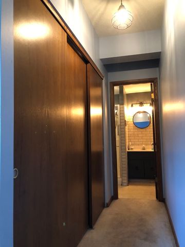 1502 Woodbridge Road 2F, Joliet, IL 60436