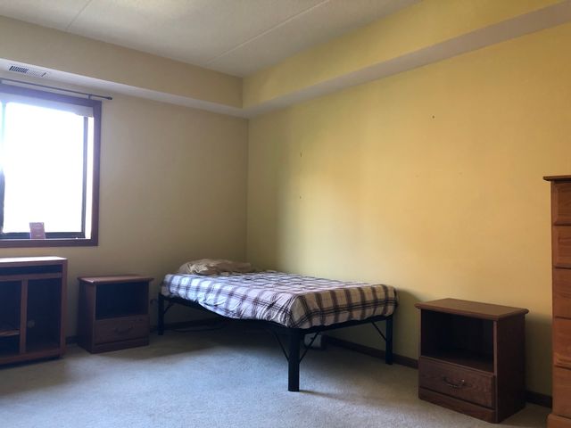 1502 Woodbridge Road 2F, Joliet, IL 60436