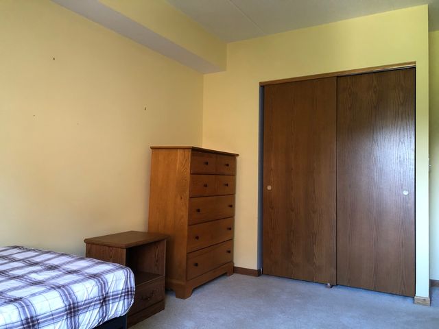 1502 Woodbridge Road 2F, Joliet, IL 60436