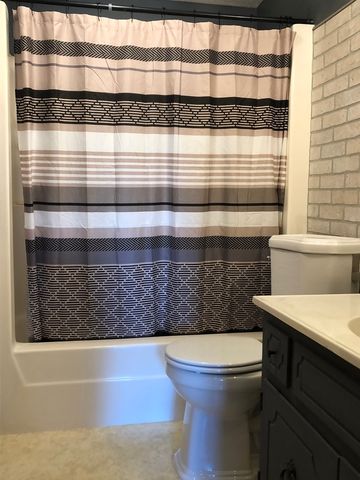 1502 Woodbridge Road 2F, Joliet, IL 60436