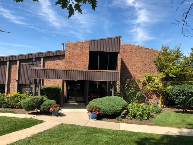 1502 Woodbridge Road 2F, Joliet, IL 60436