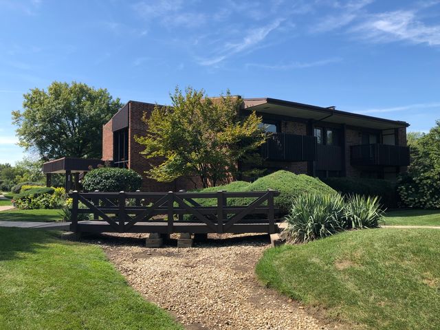 1502 Woodbridge Road 2F, Joliet, IL 60436
