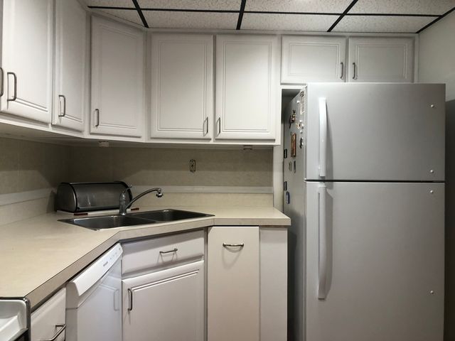 1502 Woodbridge Road 2F, Joliet, IL 60436