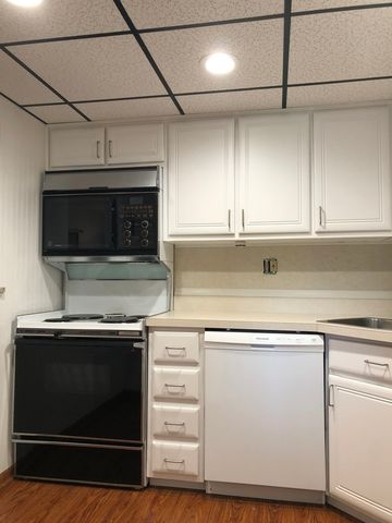 1502 Woodbridge Road 2F, Joliet, IL 60436